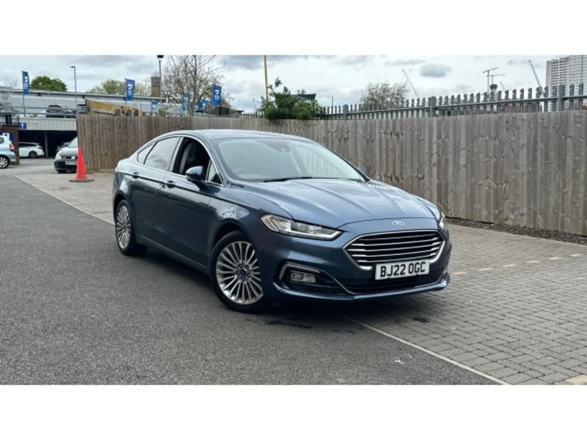 2022 FORD MONDEO