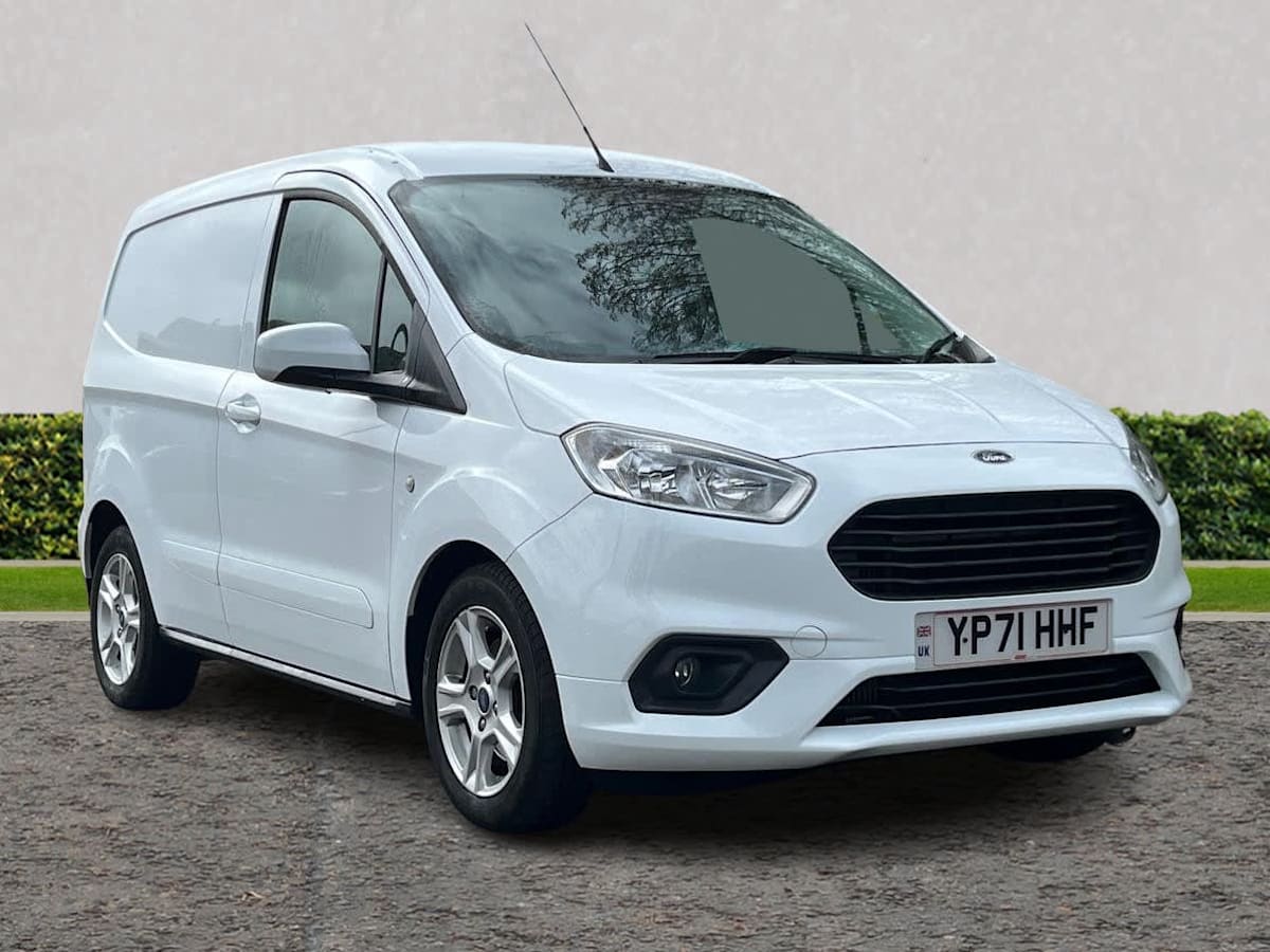 Ford Transit Courier £12,490 - £25,794