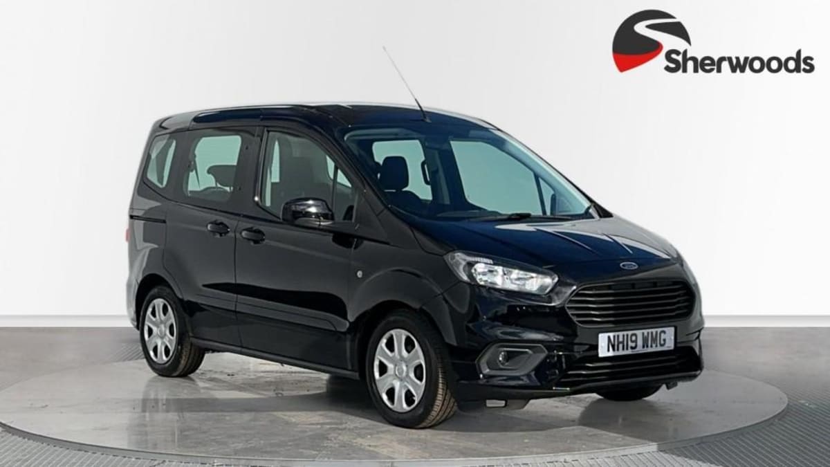 Ford Tourneo Courier £13,495 - £15,995